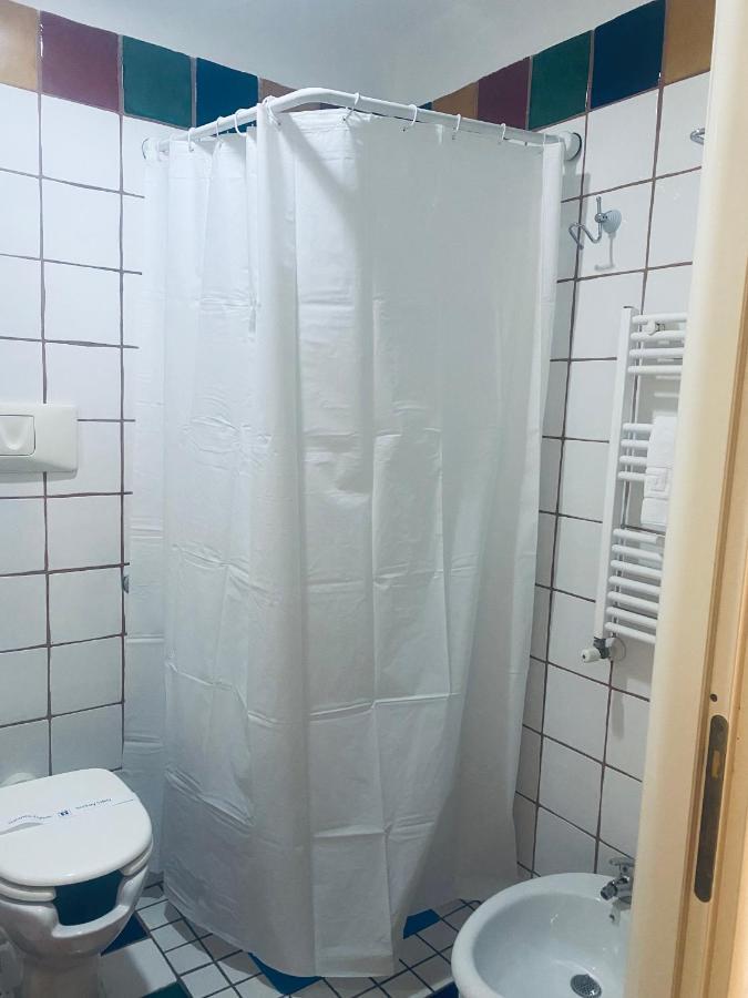 B&B Conte Cavour Neapel Exteriör bild