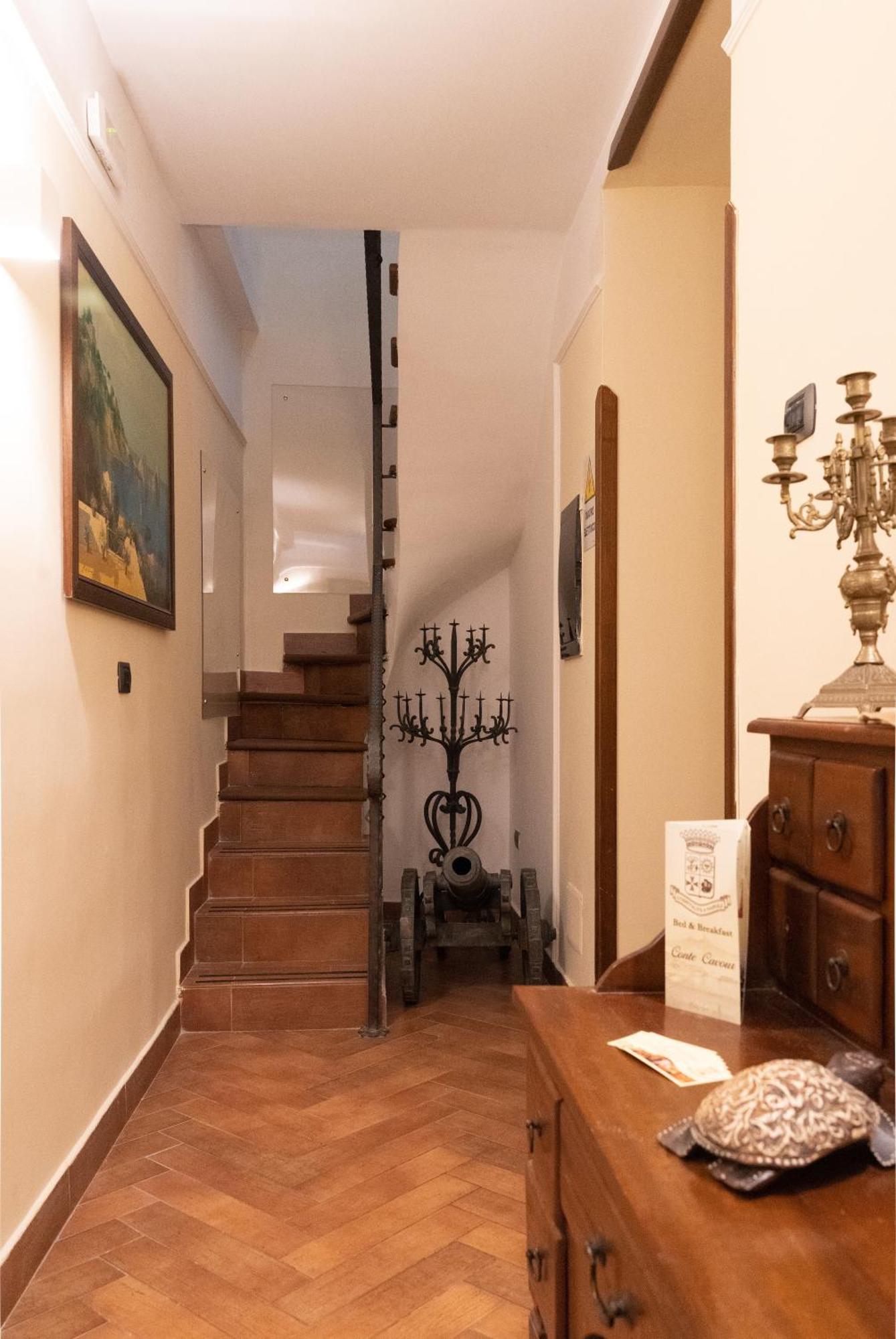 B&B Conte Cavour Neapel Exteriör bild